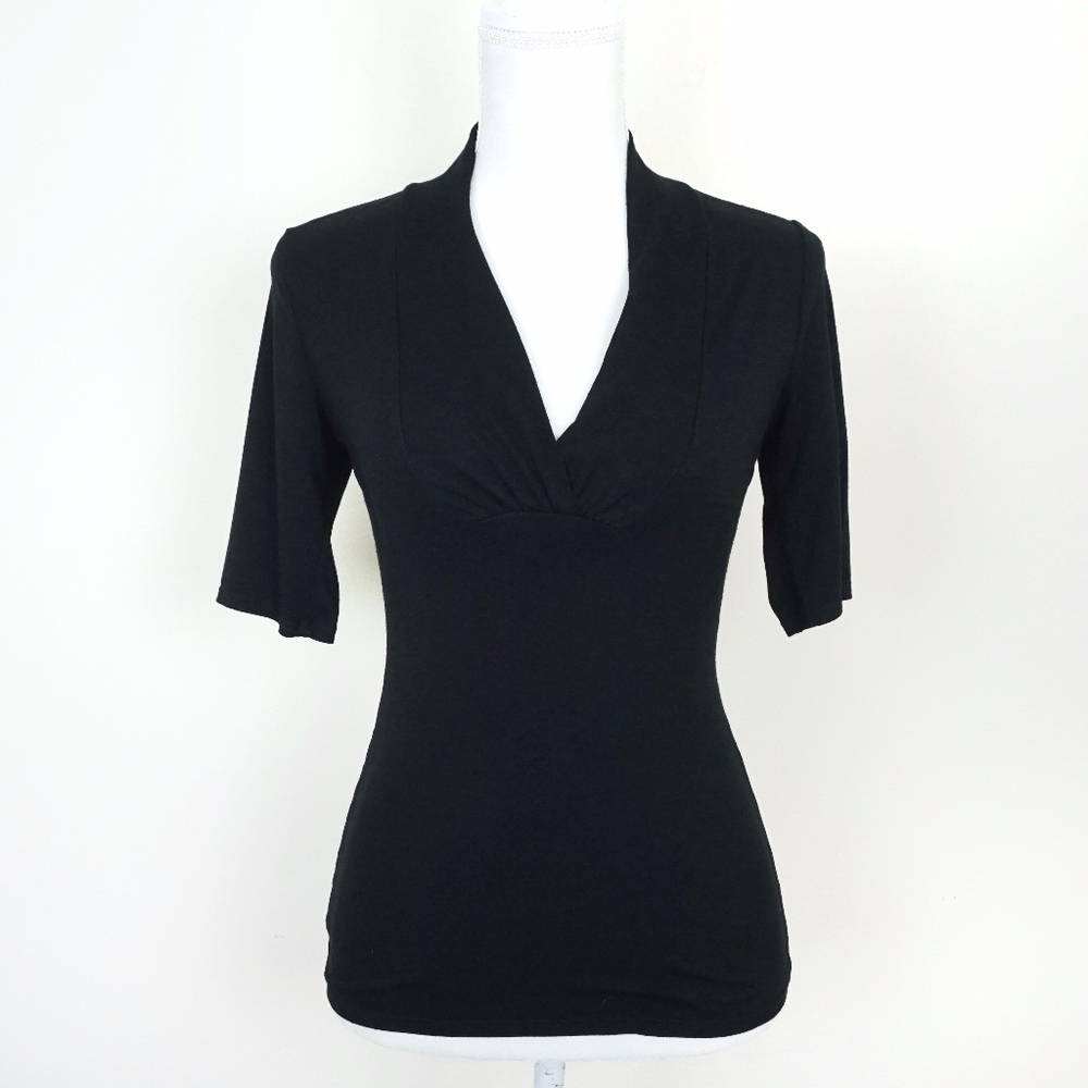 White House Black Market 🖤 Black Blouse S